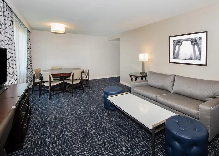 Sheraton Suites Philadelphia Airport